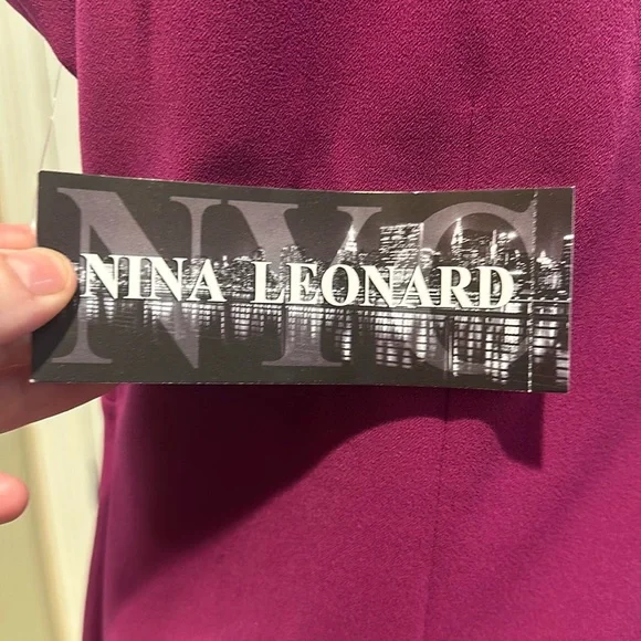 NWT Nina Leonard Sz Large Fuschia Crepe (?) Sheath Shift Dress - Picture 5 of 7